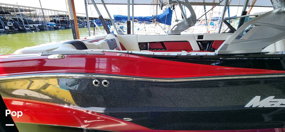 Slide: The Image of Mastercraft X24 2020 - 15300810