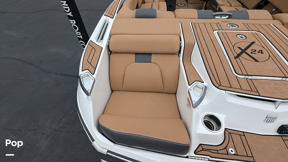 Slide: The Image of Mastercraft X24 2020 - 14943954