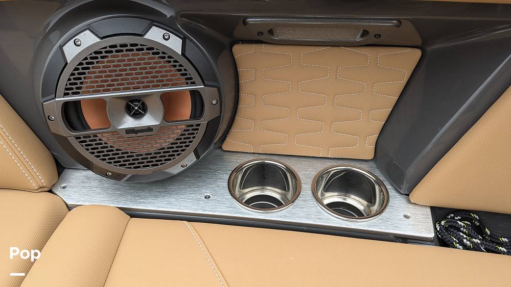 Slide: The Image of Mastercraft X24 2020 - 14943898
