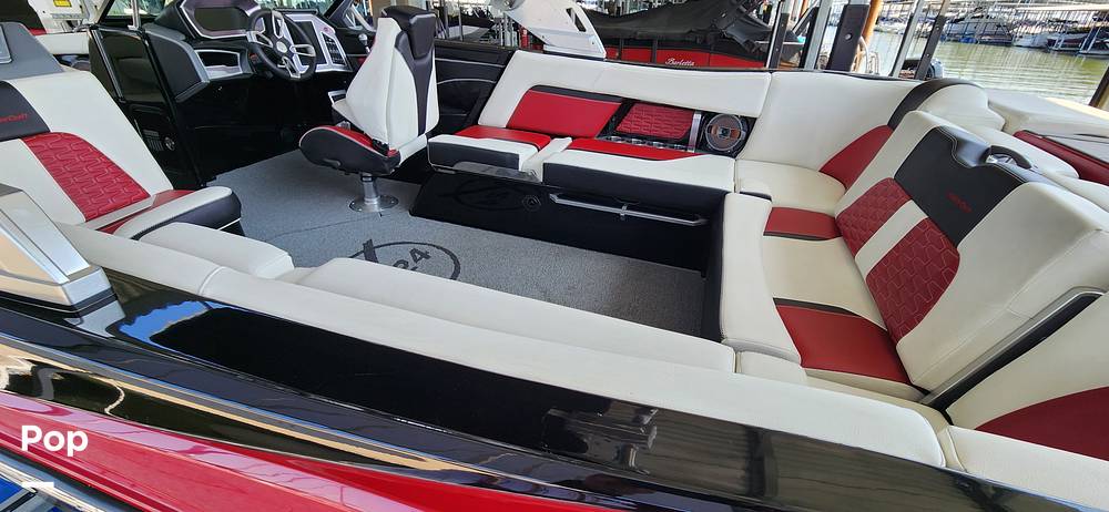 Slide: The Image of Mastercraft X24 2020 - 15300891