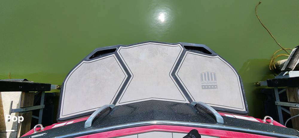 Slide: The Image of Mastercraft X24 2020 - 15300907