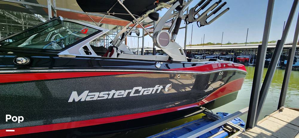 Slide: The Image of Mastercraft X24 2020 - 15300818