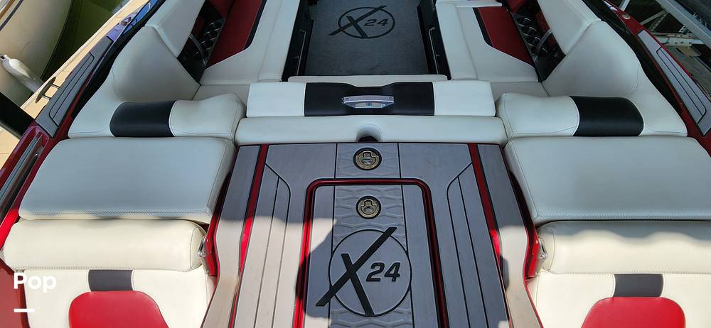 Slide: The Image of Mastercraft X24 2020 - 15300911