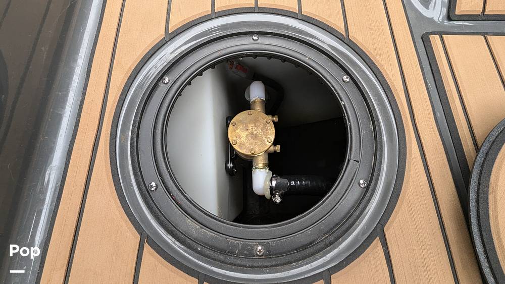 Slide: The Image of Mastercraft X24 2020 - 14943923