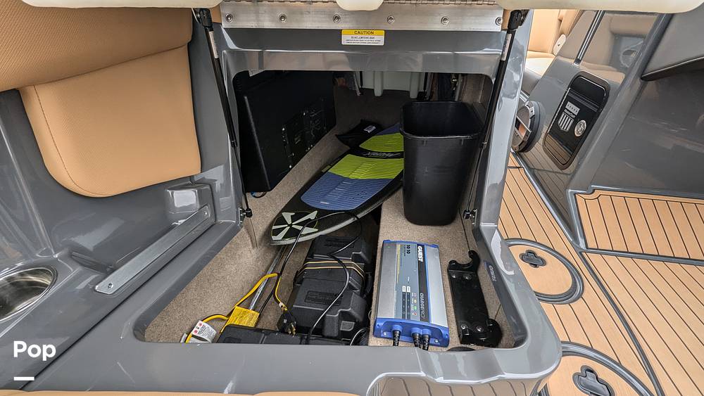 Slide: The Image of Mastercraft X24 2020 - 14943928