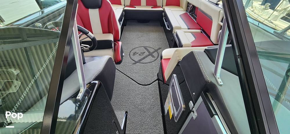 Slide: The Image of Mastercraft X24 2020 - 15300930