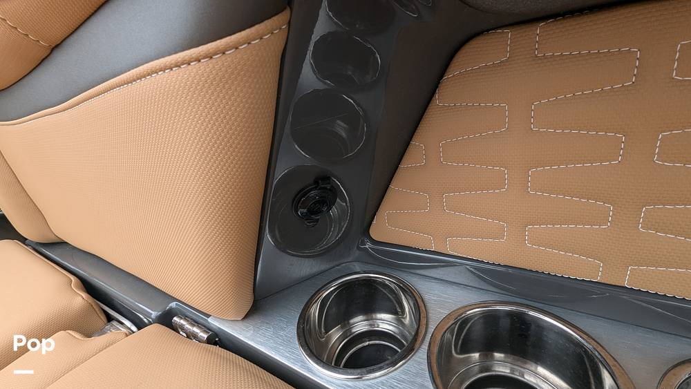 Slide: The Image of Mastercraft X24 2020 - 14943935