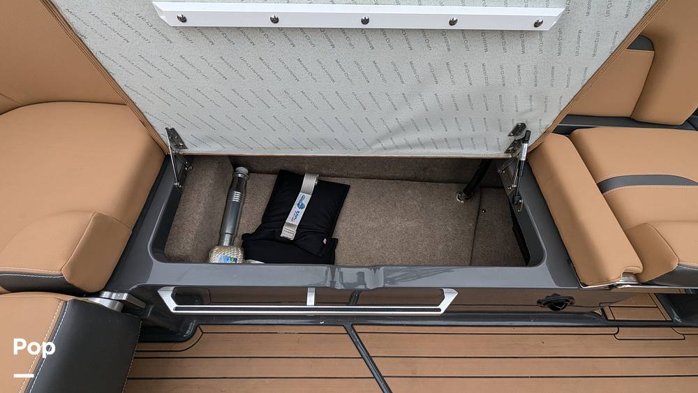 Slide: The Image of Mastercraft X24 2020 - 14943940