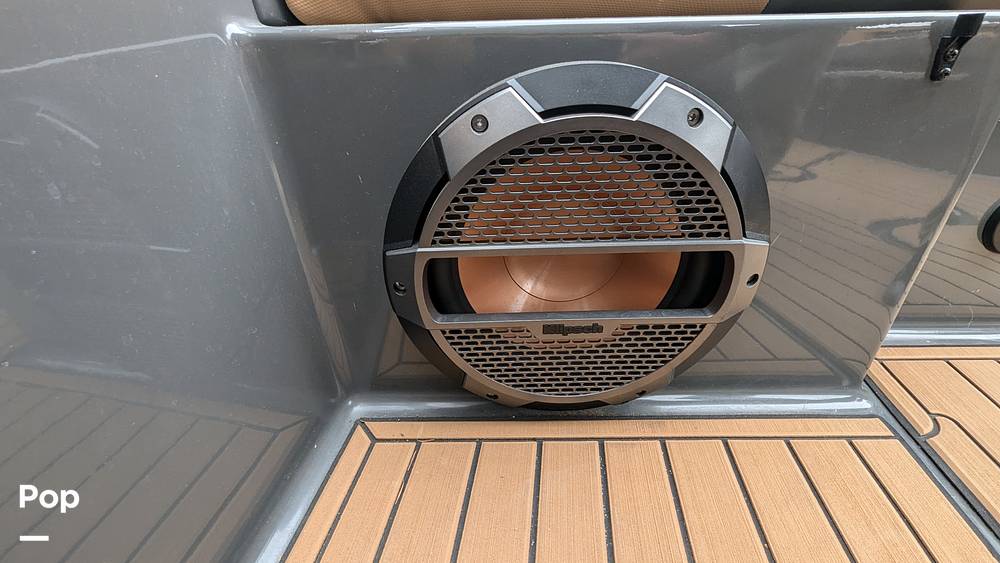 Slide: The Image of Mastercraft X24 2020 - 14943943