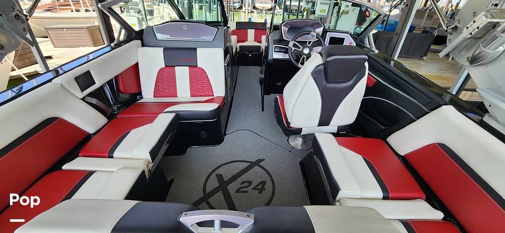 Slide: The Image of Mastercraft X24 2020 - 15300954
