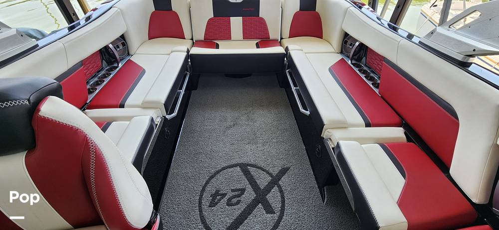 Slide: The Image of Mastercraft X24 2020 - 15300953