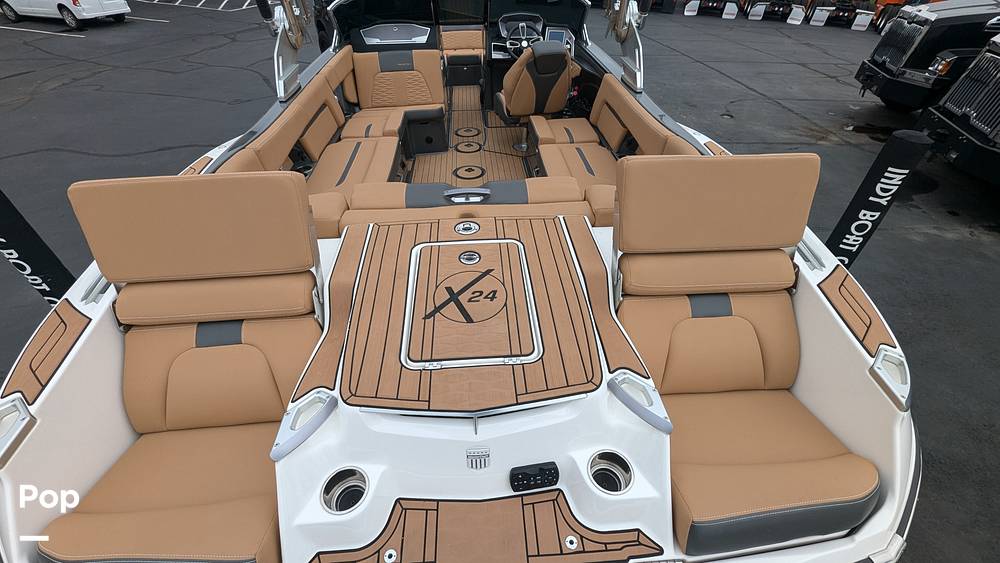 Slide: The Image of Mastercraft X24 2020 - 14943961