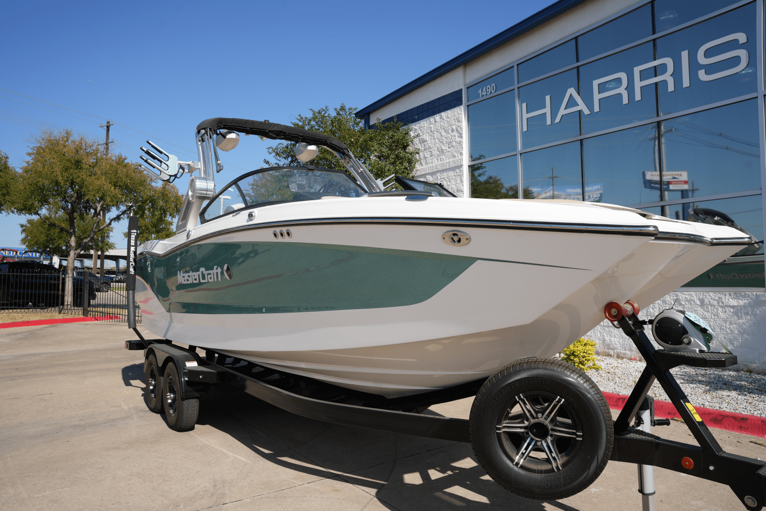 Slide: The Image of Mastercraft X24 2022 - 1