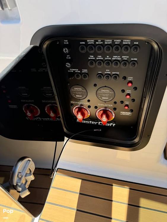 Slide: The Image of Mastercraft x24 2023 - 15333321