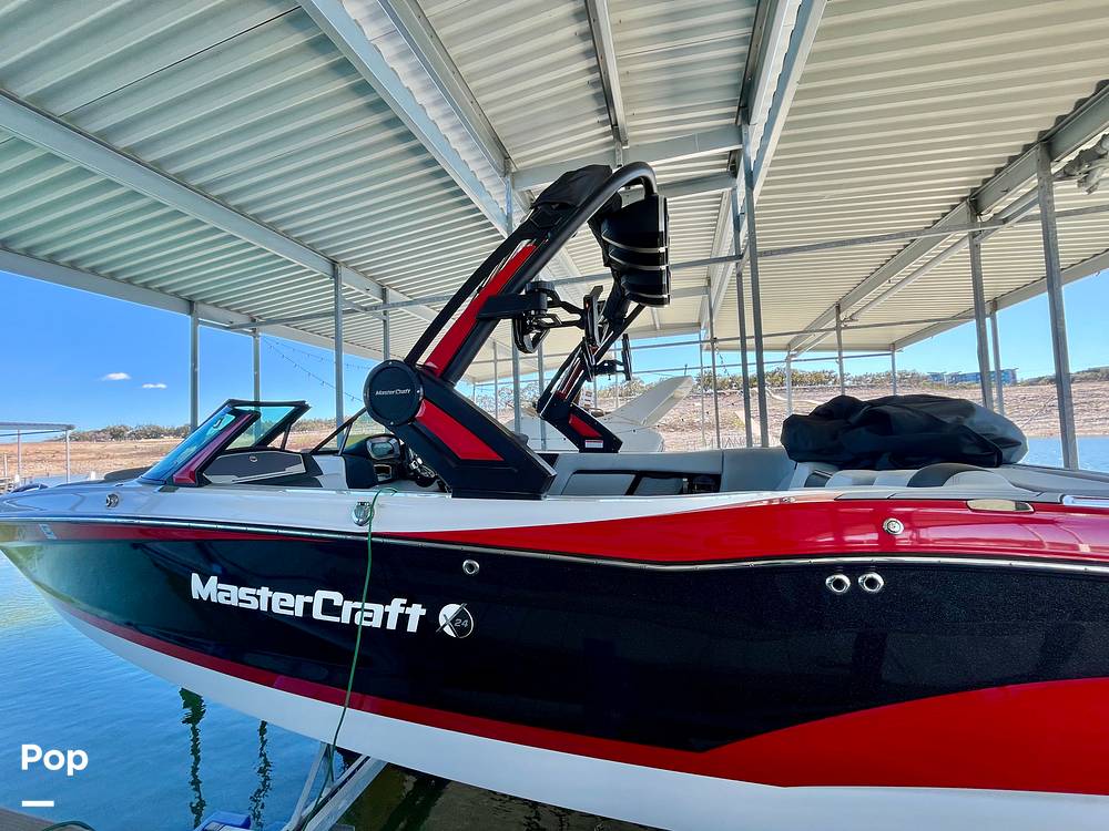 Slide: The Image of Mastercraft X24 2023 - 13709377