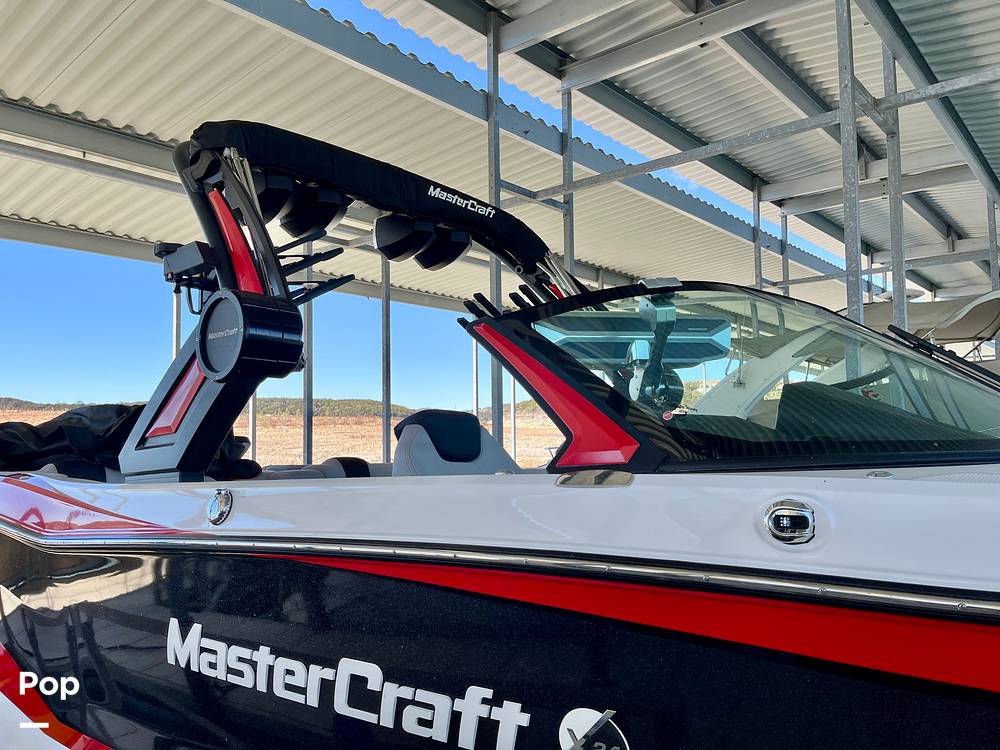 Slide: The Image of Mastercraft X24 2023 - 13709379