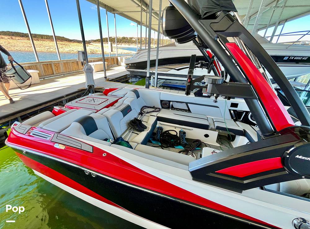 Slide: The Image of Mastercraft X24 2023 - 13709385