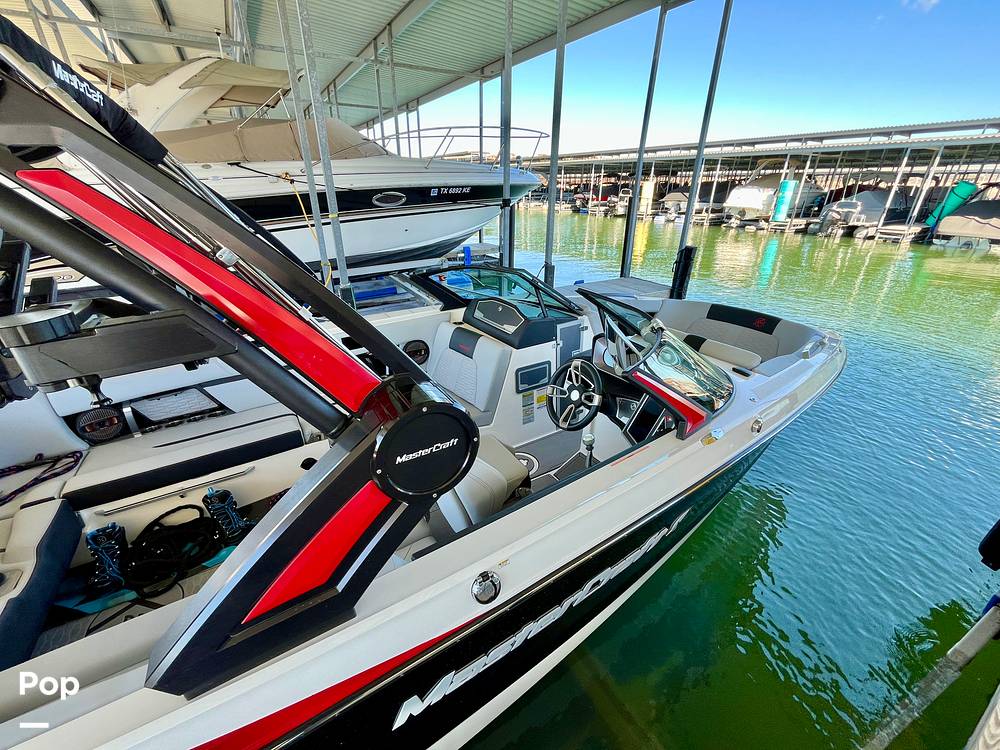 Slide: The Image of Mastercraft X24 2023 - 13709386