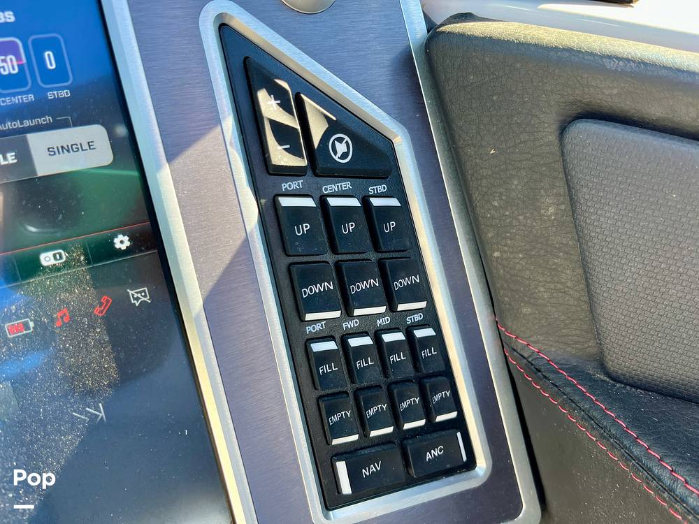 Slide: The Image of Mastercraft X24 2023 - 13709403