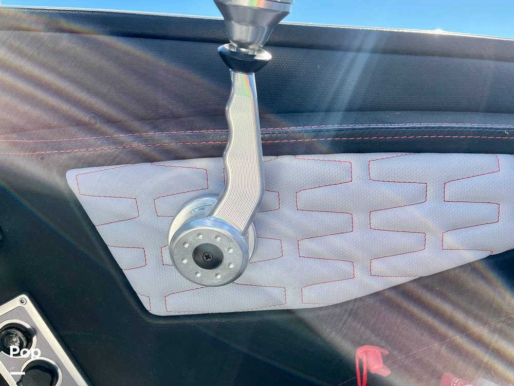 Slide: The Image of Mastercraft X24 2023 - 13709405