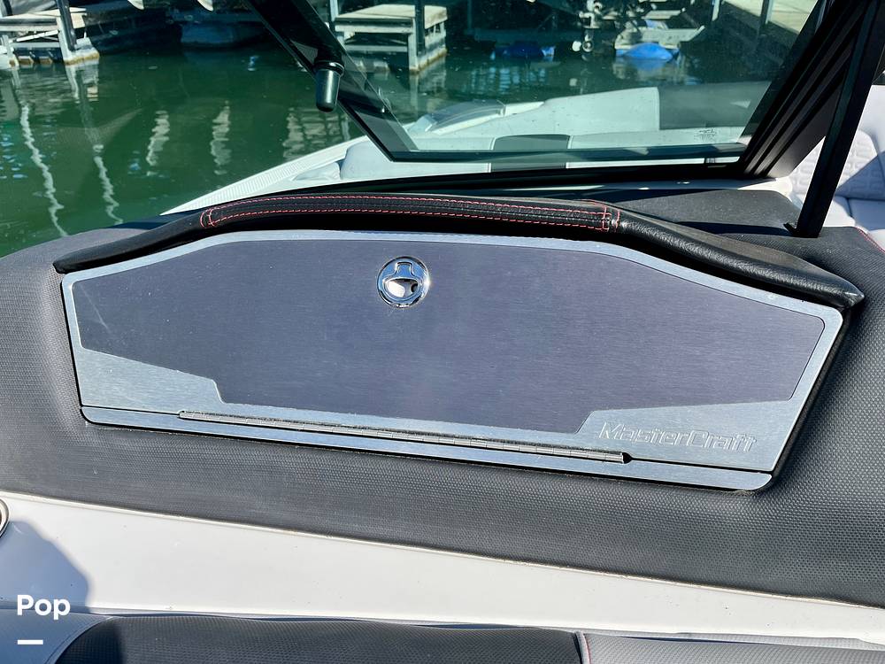 Slide: The Image of Mastercraft X24 2023 - 13709409