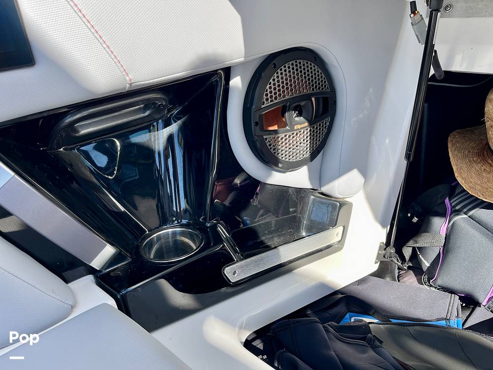 Slide: The Image of Mastercraft X24 2023 - 13709411
