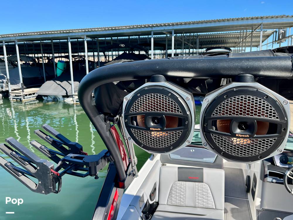 Slide: The Image of Mastercraft X24 2023 - 13709416