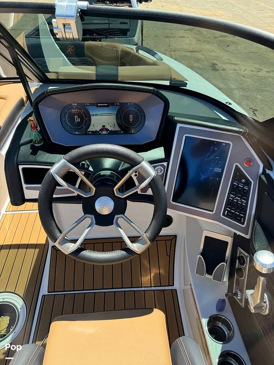 Slide: The Image of Mastercraft x24 2023 - 15333325