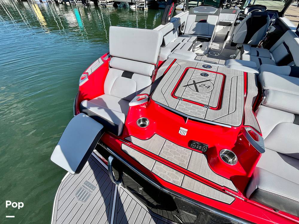 Slide: The Image of Mastercraft X24 2023 - 13709432