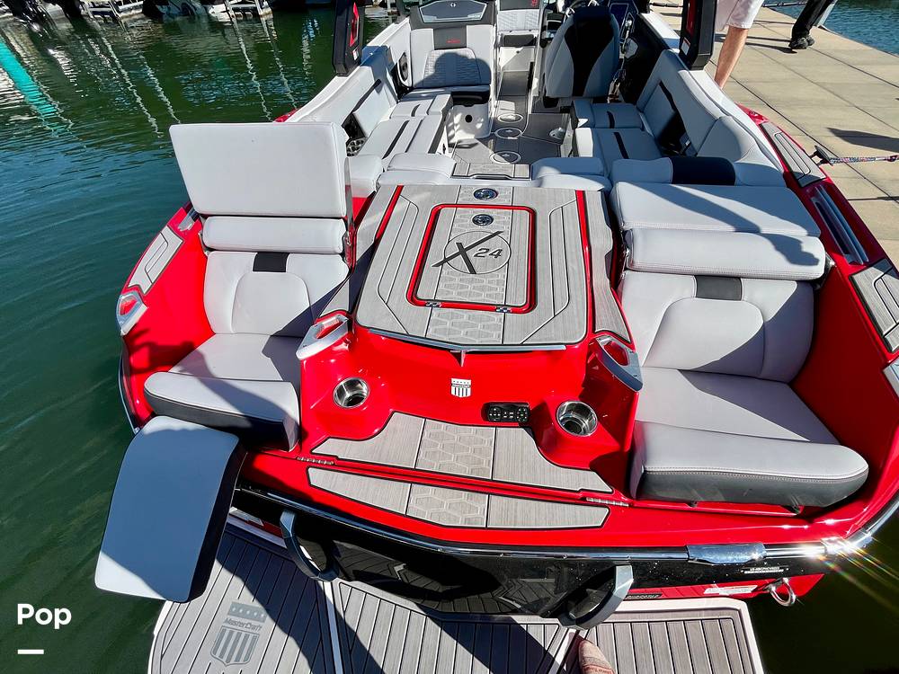 Slide: The Image of Mastercraft X24 2023 - 13709434