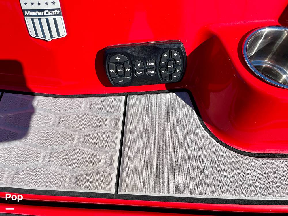 Slide: The Image of Mastercraft X24 2023 - 13709435