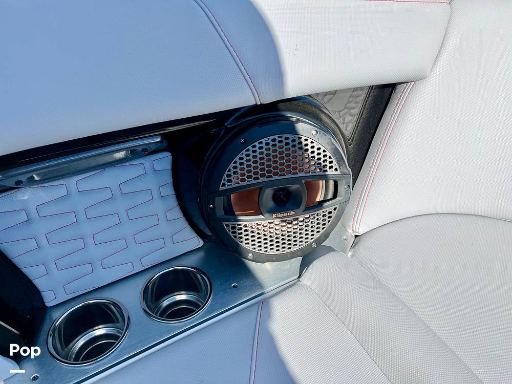 Slide: The Image of Mastercraft X24 2023 - 13709445