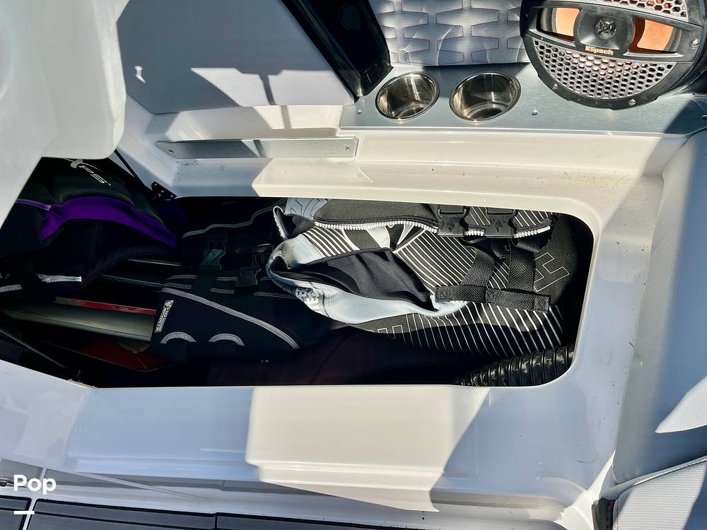 Slide: The Image of Mastercraft X24 2023 - 13709449