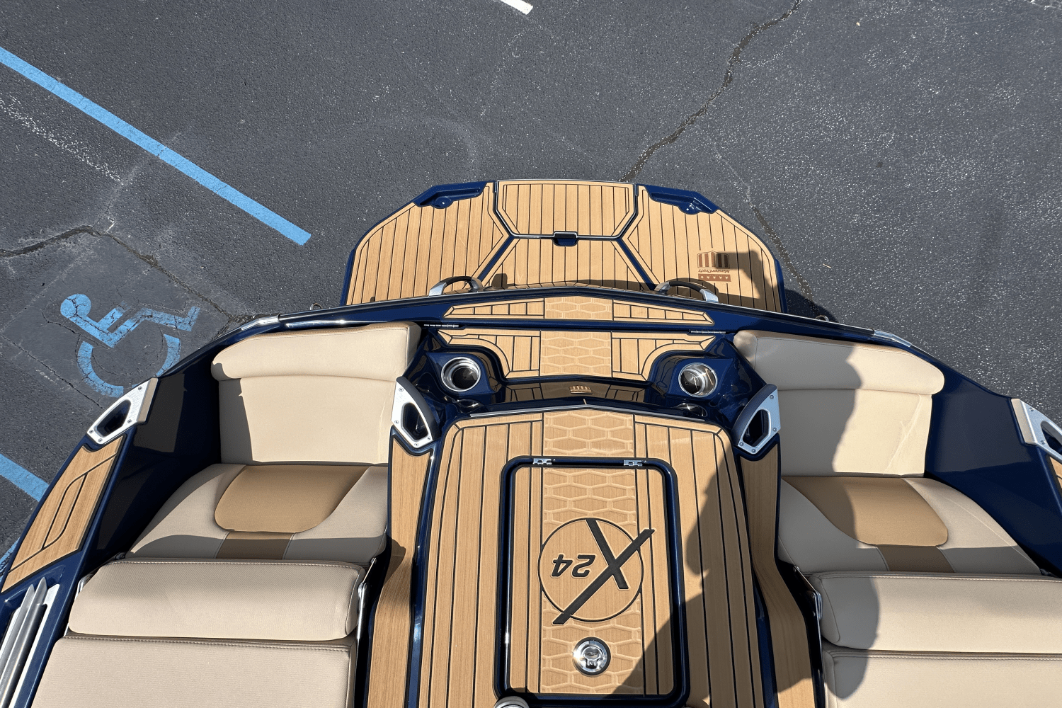 Slide: The Image of Mastercraft X24 2025 - 15