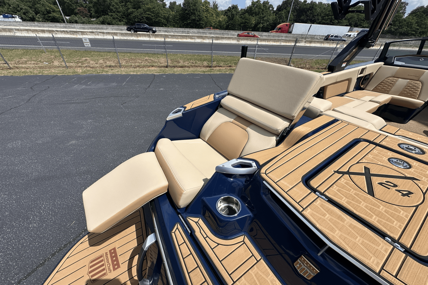 Slide: The Image of Mastercraft X24 2025 - 17