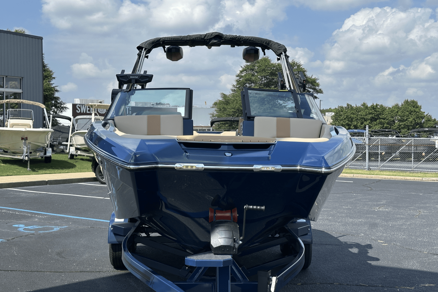 Slide: The Image of Mastercraft X24 2025 - 2