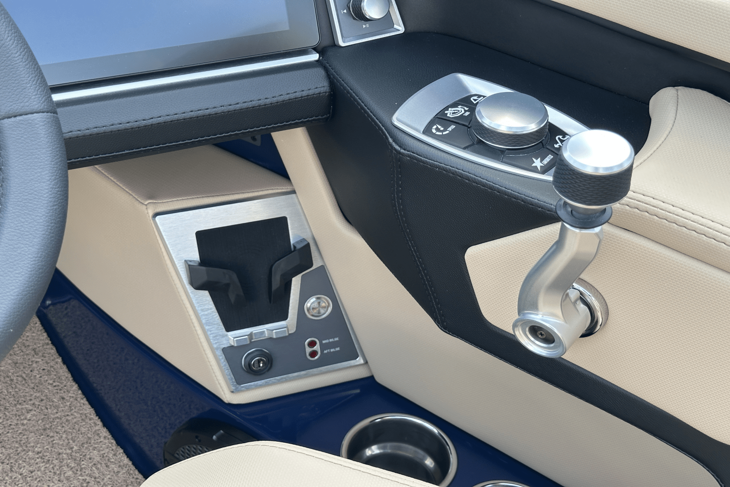 Slide: The Image of Mastercraft X24 2025 - 9