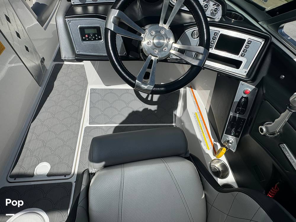 Slide: The Image of Mastercraft X25 2013 - 14625823
