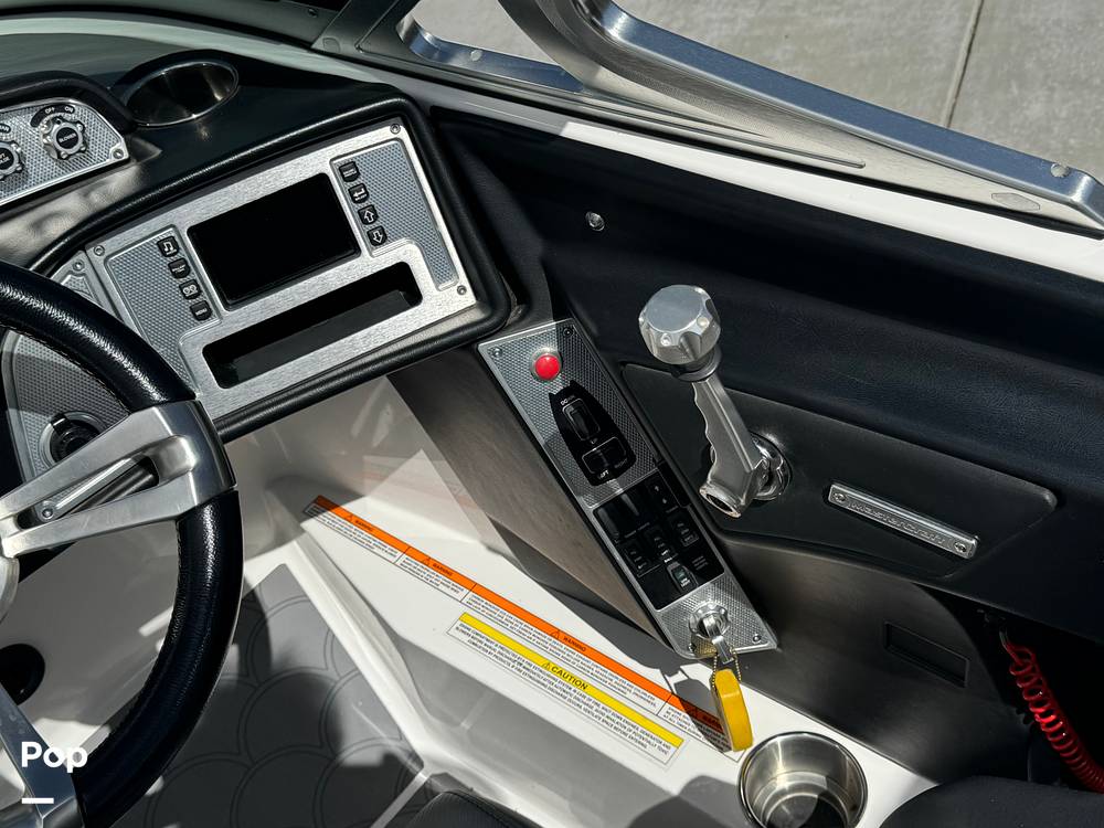 Slide: The Image of Mastercraft X25 2013 - 14625825