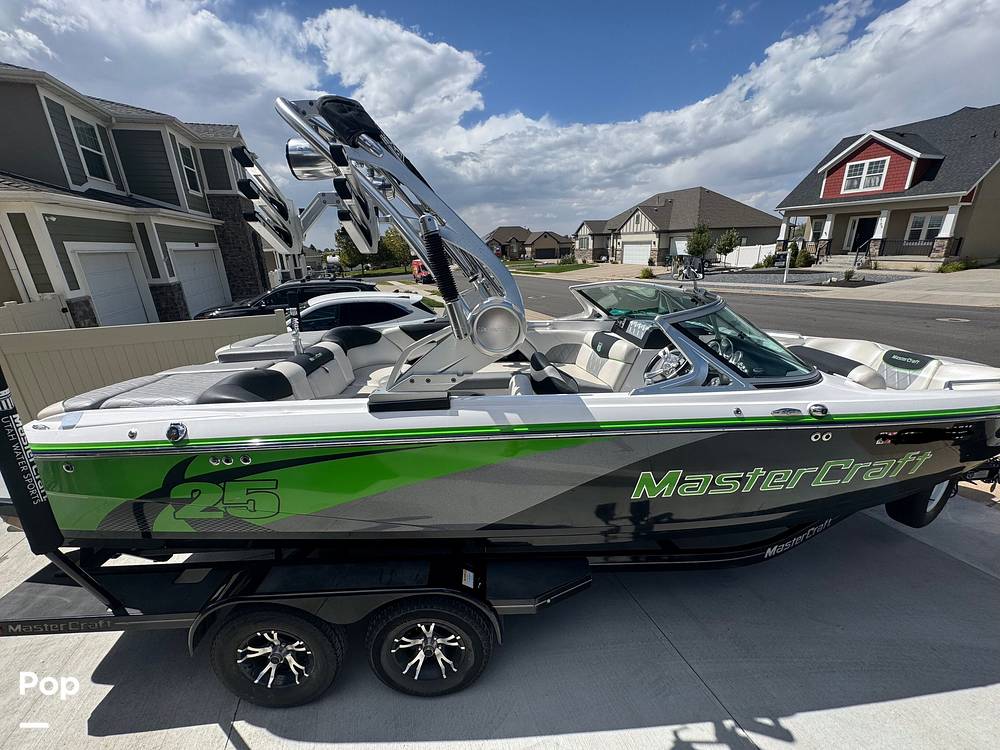 Slide: The Image of Mastercraft X25 2013 - 14625978