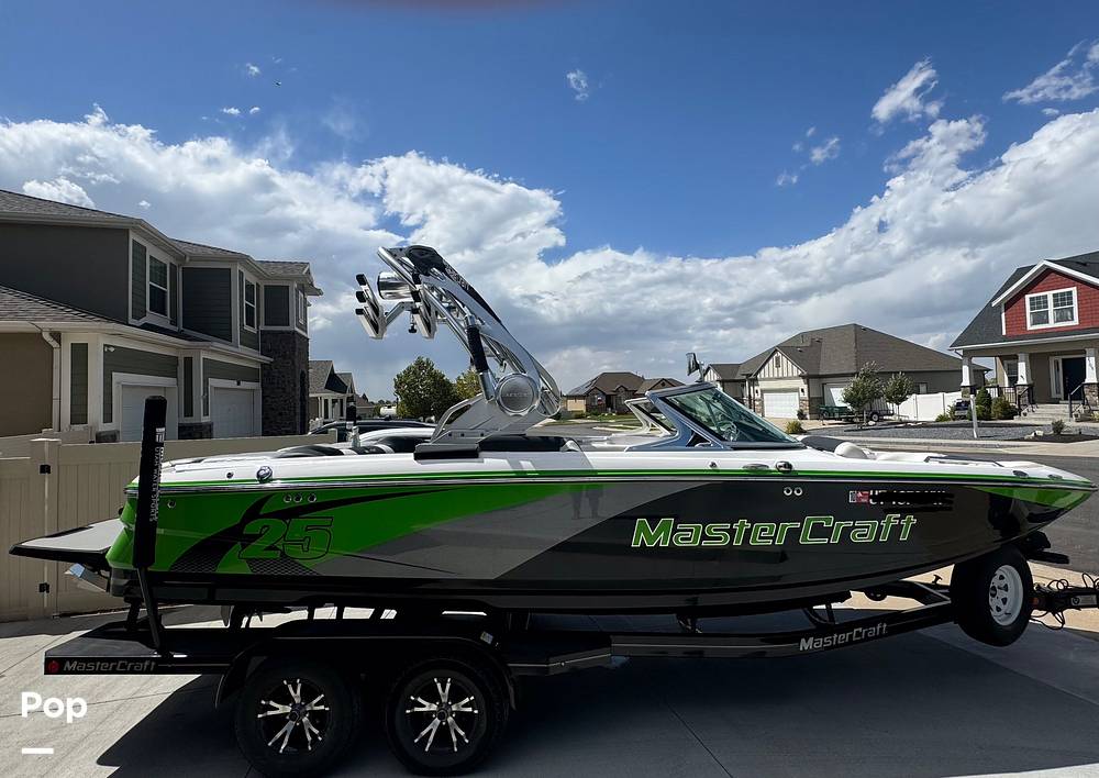 Slide: The Image of Mastercraft X25 2013 - 14625980