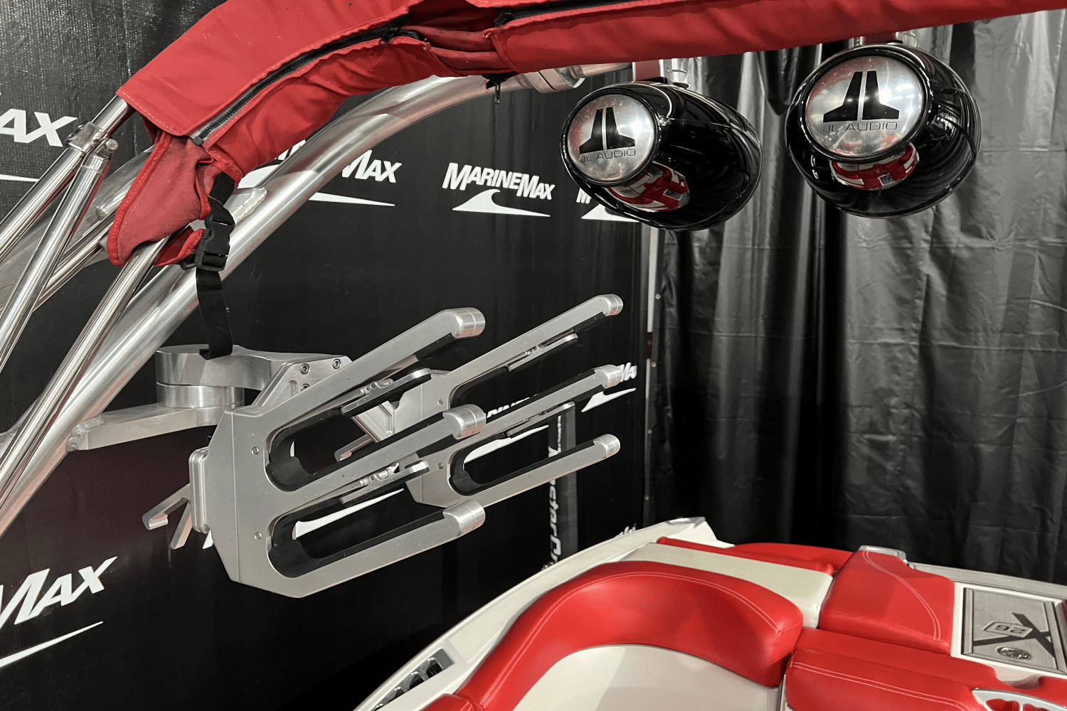 Slide: The Image of Mastercraft X26 2016 - 21