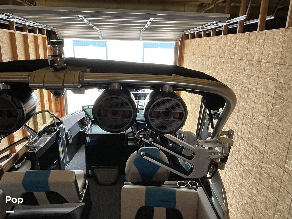 Slide: The Image of Mastercraft X26 Saltwater series 2021 - 14142657