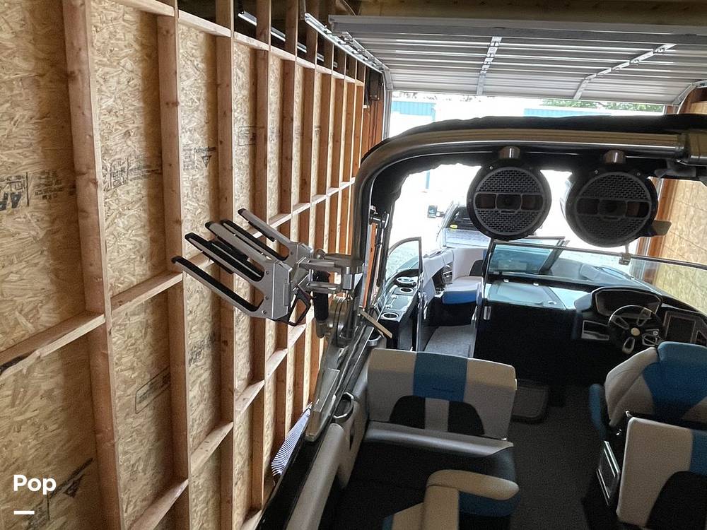 Slide: The Image of Mastercraft X26 Saltwater series 2021 - 14142658