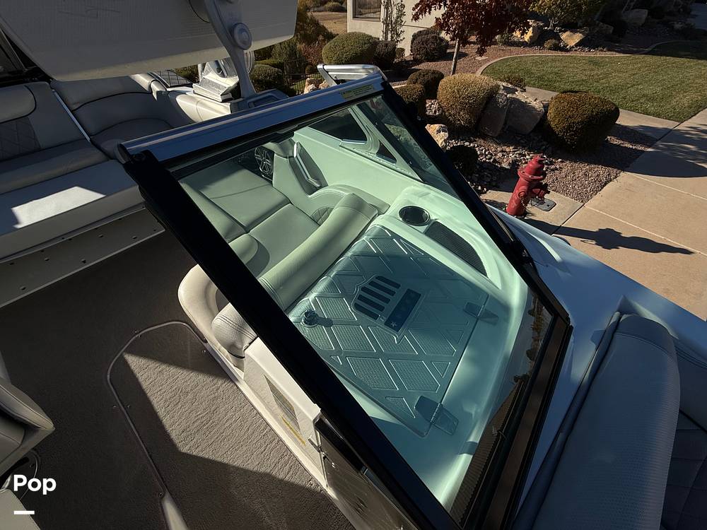 Slide: The Image of Mastercraft X30 2015 - 14941721