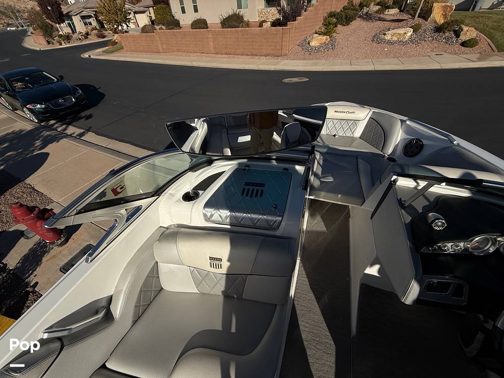 Slide: The Image of Mastercraft X30 2015 - 14941819
