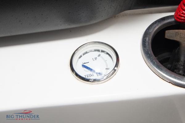 Slide: The Image of 2005 MasterCraft X45 trim gauge and ignition switch, Big Thunder Marine. - 33