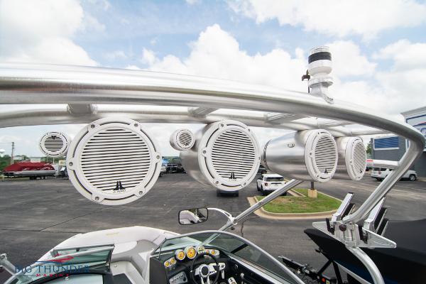 Slide: The Image of 2005 MasterCraft X45 boat with tower speakers and dashboard view. - 48