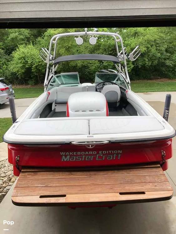 Slide: The Image of Mastercraft x9 2004 - 15402319