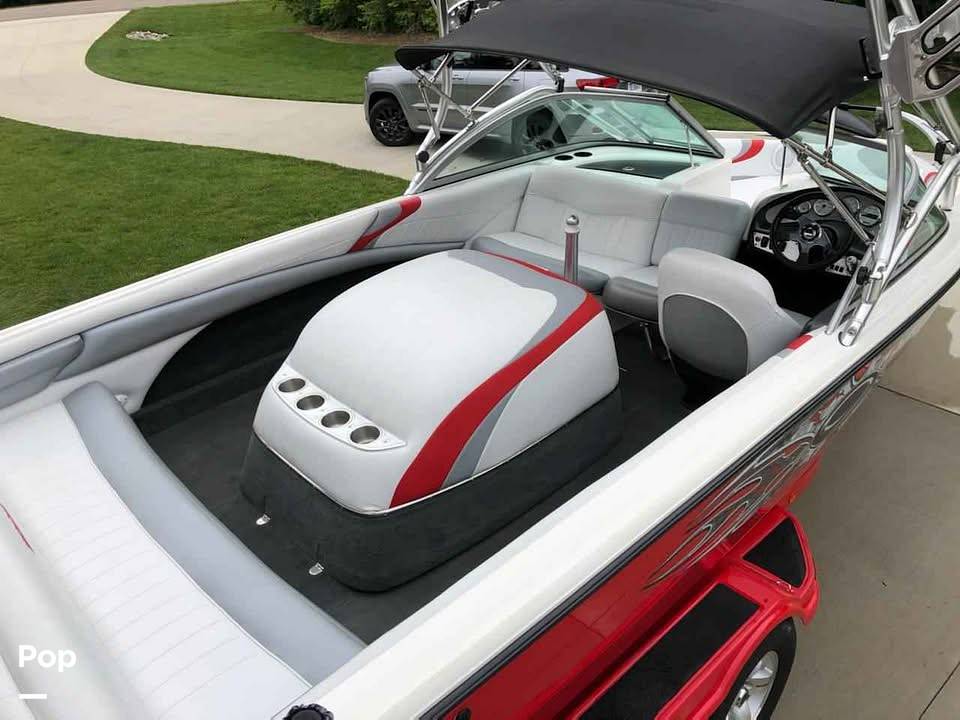 Slide: The Image of Mastercraft x9 2004 - 15402322